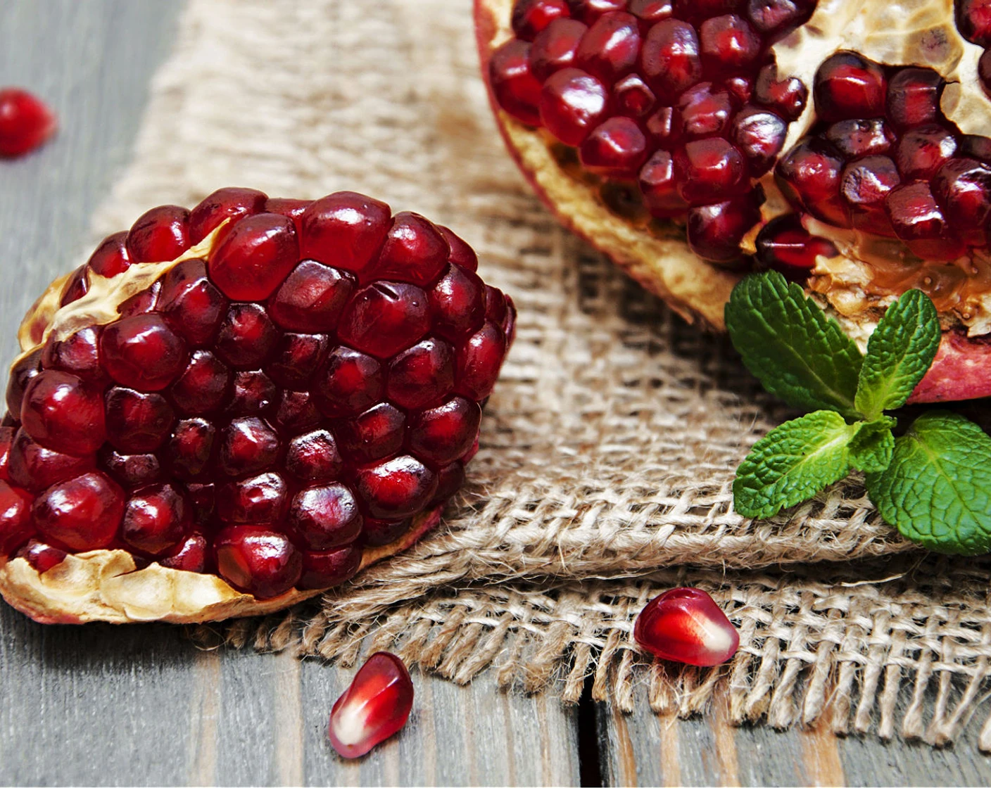 How to Buy Iranian Pomegranates in Bulk in Saudi Arabia? Wholesale Price & Import Process